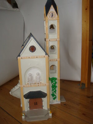 Kirchenfront.JPG (110.17 KiB) 2393 mal betrachtet Eingangsportal