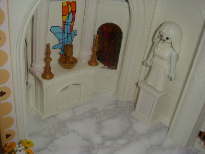 Altarraum2.JPG (104.59 KiB) 1569 mal betrachtet Altarraum2.JPG