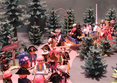 Piratenueberfall05 Convoi kommt.JPG (241.76 KiB) 6010 mal betrachtet Die nächsten Opfer für die Piraten treffen ein.