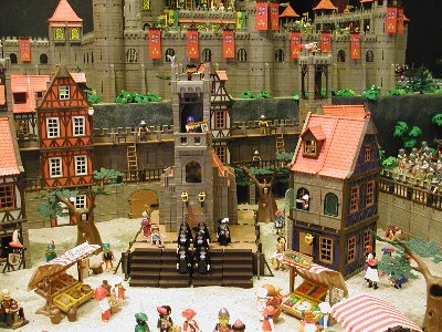 Mittelalter Stadt Kirche.jpg