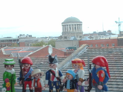 Dublin03.JPG (153.03 KiB) 3645 mal betrachtet links Nordis,Mitte Steuben,rechts Südis<br />Hintergrund Dubliner Innenstadt
