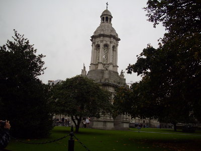 Dublin02.JPG (168.73 KiB) 3639 mal betrachtet Trinity College
