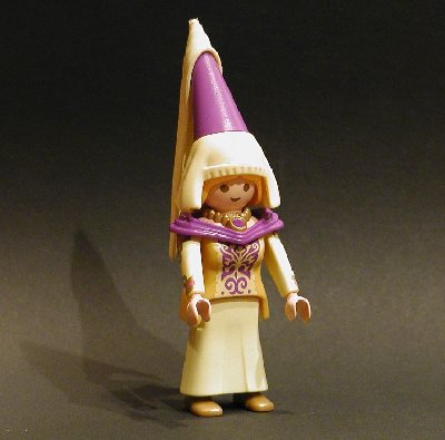 lila-hutdame.jpg