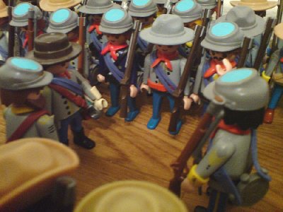 Sergeant O`Neill.JPG (97.93 KiB) 1454 mal betrachtet ... Sargeant O´Neill?" " Ja, Leutnant Mason, Sir?" "Erkundungsmission, heute Nacht, O`Neill. Ihre Wahl?"