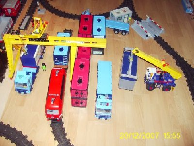 Containerterminal 27.jpg (85.9 KiB) 850 mal betrachtet Containerterminal 27.jpg