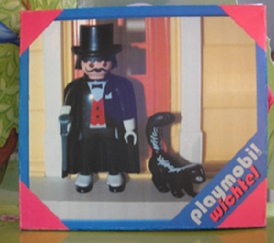 1.JPG (38.68 KiB) 1369 mal betrachtet Dieser edle Herr in schwarz wird in die Dachgeschoß-Wohnung meiner 1900-Villa einziehen. Mal sehen, was die Vermieter zu seinem Haustier sagen...