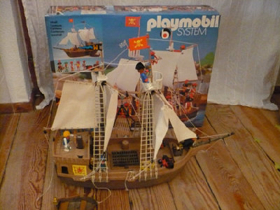 PlaymobilPiratenschiff70erJahre.jpg