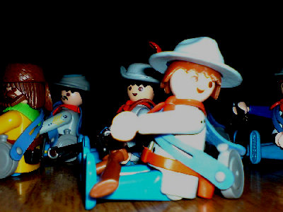DSC00029.JPG (301.5 KiB) 972 mal betrachtet Da!!! Da ist Roy! Die Franzosen verfolgen ihn!"