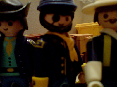 DSC00018.JPG (116.05 KiB) 996 mal betrachtet "Seargant Major O`Kieff. Sie machen einen großen Fehler. Nicht wir sind die Verräter. Der Collonel und seine Kumpanen hier sind es."