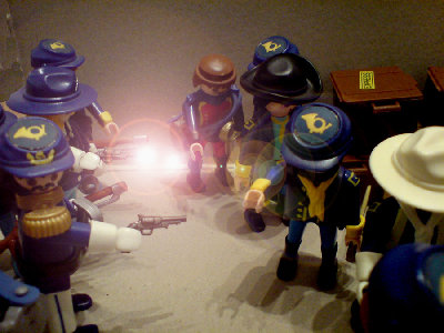 DSC00028.JPG (144.23 KiB) 998 mal betrachtet "Nicht feuern. Sofort aufhören!" "Tricorn sind sie wahnsinnig?" "Ahhhhh!" "Flash!"