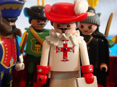 Finale-045.jpg (242.02 KiB) 2099 mal betrachtet Nun meldete sich Kardinal von Boltenfels zu Wort: Nun mein Kind, trotz aller Wiedersehensfreude müßt Ihr uns aufklären, wie Euch Graf Ulrich entführt hat!