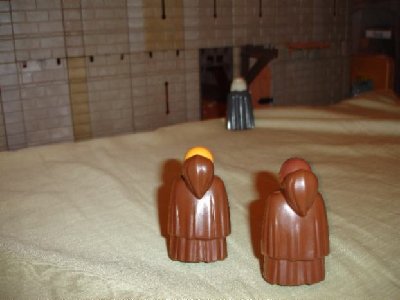 DSC03897.JPG (28.42 KiB) 1094 mal betrachtet Count Dooku läuft in die Fabrik hinein und Obi-Wan und Luke hinterher.