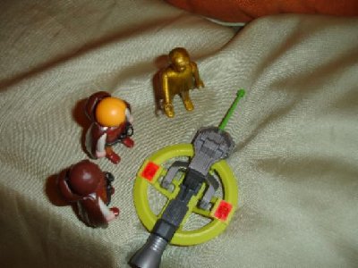 DSC03919.JPG (35.79 KiB) 1094 mal betrachtet &quot;C-3PO&quot;,&quot;ja mein Flieger ist kaputt darum bin ich hier&quot;