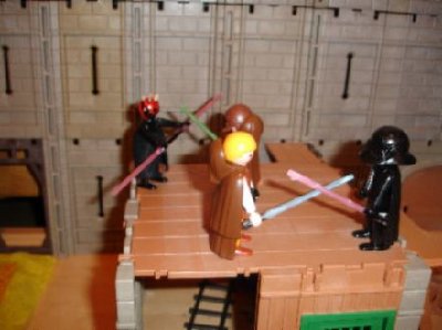 DSC04000.JPG (20.17 KiB) 991 mal betrachtet Dann kommt auch wieder Luke hinzu.