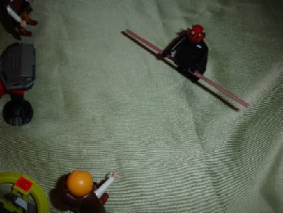 DSC04070.JPG (27.65 KiB) 793 mal betrachtet Sie fahren ein weilchen doch dann... "Sie doch Darth Maul"