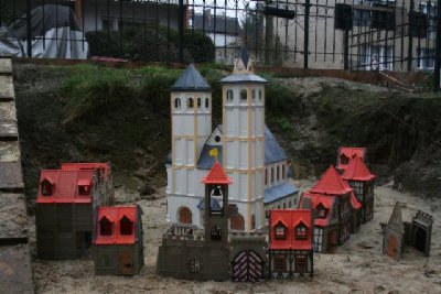 Eulenburg3.JPG (44.6 KiB) 2053 mal betrachtet Eulenburg3.JPG