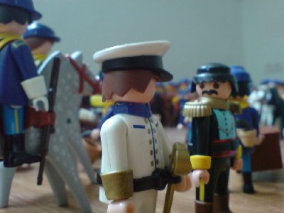 DSC00022.JPG (59.98 KiB) 948 mal betrachtet &quot;Wenn er es geschafft hat.&quot; &quot;Natürlich, euer Majestät. Aber Brittles ist ein gerissener Bursche. Er wird einen Weg gefunden haben.&quot;<br />&quot;Ich bete darum den wir brauchen ein perfektes Timing.&quot;