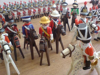 DSC00114.JPG (108.32 KiB) 1058 mal betrachtet "Wann ist ihre Majorsprüfung?" In drei Monaten euer Majestät." "Sie werden ihrem Bataillon sicher alle Ehre machen. Gute Arbeit. Dupont. Wegtreten." "Jawohl Sir. Danke Sir."
