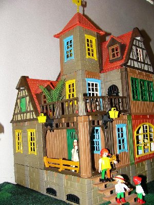 Pippis Villa 3.JPG (159.36 KiB) 1961 mal betrachtet Pippis Villa 3.JPG