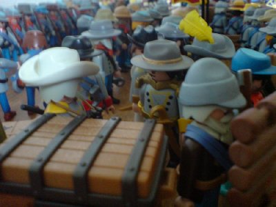DSC00311.JPG (76.19 KiB) 1020 mal betrachtet "General? Ohne Kontra kriegen wir noch mehr aufs Dach." "Dass Risiko müssen wir eingehen, Morris. Wir brauchen noch ein paar Schüsse für ihre Infanterie. Also los Taggert." "Jawohl General."
