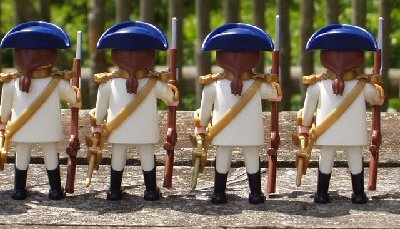 Bild 888.jpg (78.14 KiB) 717 mal betrachtet Einfache Soldaten von hinten