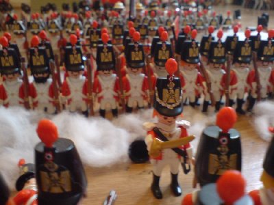 DSC00806.JPG (90.17 KiB) 1033 mal betrachtet &quot;Konzentriert dass Feuer in die Mitte! Zeigt der Artillerie mal wie man ein richtiges Loch schiesst!&quot;