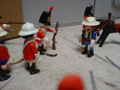DSC00975.JPG (71.59 KiB) 941 mal betrachtet &quot;Also? Was verschafft mir die Ehre?&quot; &quot;Wir haben noch eine Rechnung zu begleichen, Brittles. Du erinnerst Dich an Balhorn?&quot; &quot;Was? DU hast doch meine Frau angebaggert?&quot;