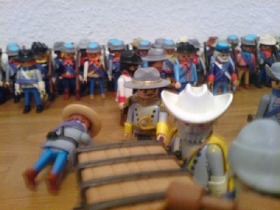 DSC01188.JPG (77.68 KiB) 1138 mal betrachtet "Ich danke Ihnen für diese erneute Erinnerung, Colonel. Weitermachen."