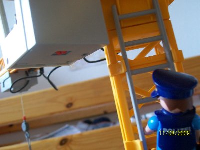 Polizei sucht Kranfahrer auf.jpg (157.67 KiB) 669 mal betrachtet Polizei sucht Kranfahrer auf.jpg