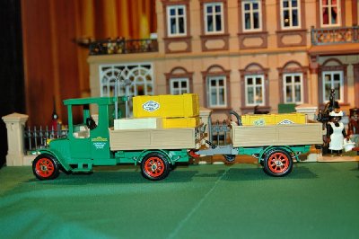 1900 15_992x660.jpg
