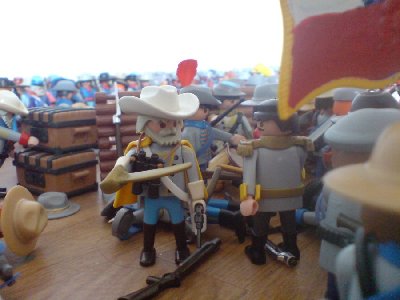 DSC01542.JPG (75.02 KiB) 1126 mal betrachtet "Halten sie noch ein paar Minuten durch, Collonel. Unser Feind muss erst noch ein wenig nervöser werden."
