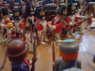 DSC01640.JPG (83.62 KiB) 1147 mal betrachtet "Ergebt euch und die Schenkel hoch. Der Kampf ist für euch vorbei." "Verdammte Rebs."