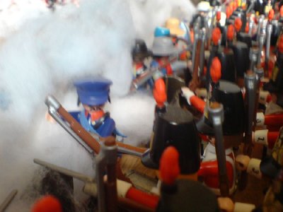 DSC01679.JPG (65.87 KiB) 1062 mal betrachtet "Für Texas! Macht sie fertig!" "Das gibts doch nicht! Bajonette!"