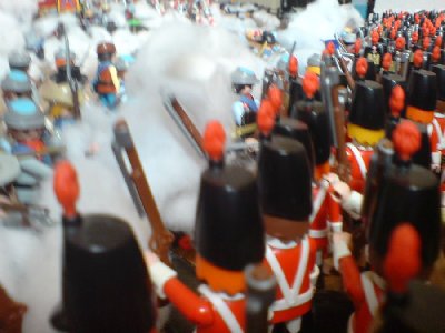DSC01680.JPG (78.87 KiB) 1061 mal betrachtet "Drängt sie zurück! Sie dürfen nicht durchbrechen!"