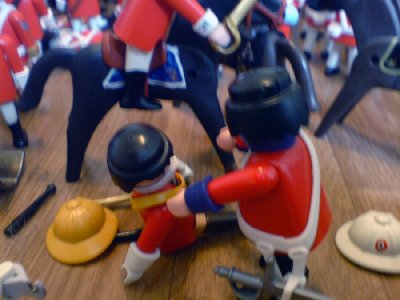 DSC01707.JPG (76.86 KiB) 1076 mal betrachtet "Alles in Ordnung?" "Ja, ich bin nur gestürzt. Berthier?" "Ja?" "War es jemals schonmal so eng?" "Ich glaube nicht und wenn doch, dann nicht oft."