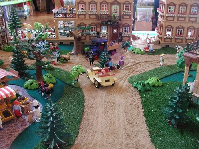 Playmobees-Kleinstadt.jpg (257.25 KiB) 1411 mal betrachtet Playmobees-Kleinstadt.jpg