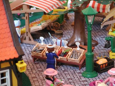 Playmobees-Kleinstadt Marktplatz2.jpg