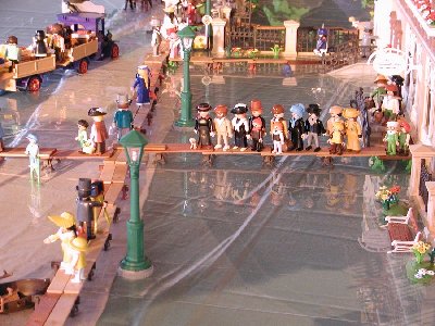 Elises Diorama02.jpg