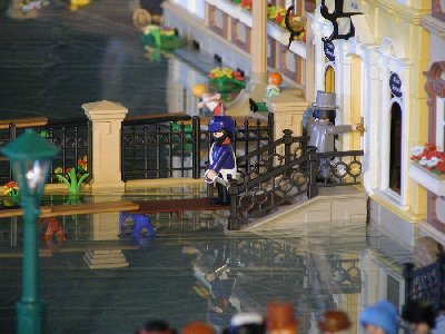 Elises Diorama03.jpg