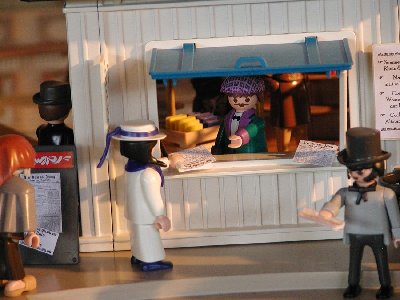 Elises Diorama11.jpg