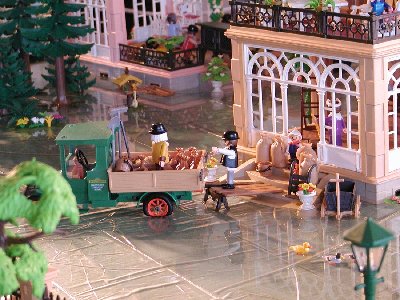 Elises Diorama18.jpg