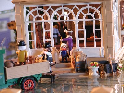 Elises Diorama20.jpg