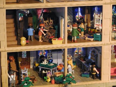 Elises Diorama27.jpg