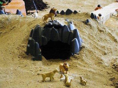 Rocky-Anntikers Dio Loewen3.jpg