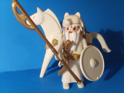 Fantasykrieger.JPG (127.38 KiB) 619 mal betrachtet Fantasykrieger.JPG