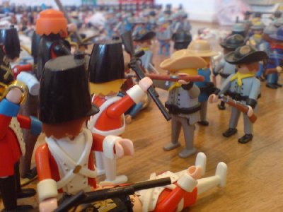 DSC01939.JPG (82.54 KiB) 1109 mal betrachtet "Vorwärts! Drängt sie zurück Freunde! Sein Licht hat uns noch nicht verlassen"