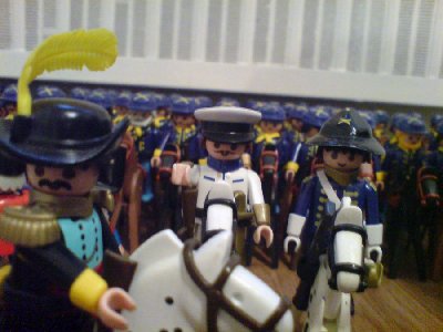 DSC01957.JPG (87.47 KiB) 1051 mal betrachtet "Die Infanterie! Das ist unsere Infanterie! Brittles, dieser Teufelskerl, hat es tatsächlich geschafft!" "Anderson? Dann wissen sie ja was zu tun ist." "Jawohl euer Majestät."