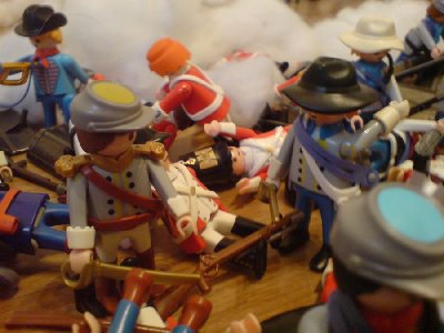 DSC02025.JPG (83.14 KiB) 1075 mal betrachtet "Lt. Colonel Monroe, Sir! Es sind Yankees im Tal. Unsere Kavallerie scheint sich zurückzuziehen und Harris Kompanie befindet sich in kompleter Auflösung." "Was?! Ich habe es geahnt."