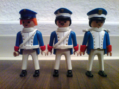 Offiziere.jpg (167.88 KiB) 1262 mal betrachtet Offiziere.jpg