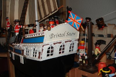 Hafen1.jpg (119.89 KiB) 1737 mal betrachtet Am Pier.